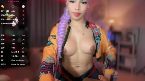 Snapshot of amethyst_ts chatting on April 25, 10:40 pm AMETHYST look at my BIO online show from April 25, 10:40 pm