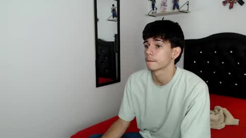Snapshot of amethystshadow chatting on May 8, 8:25 pm amethystshadow online show from May 8, 8:25 pm