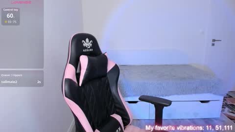 Hi-hi I am Kate welcome to my sexy room online show from January 16, 12:53 pm