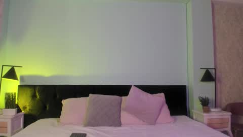 ami_berner online show from December 14, 4:51 am