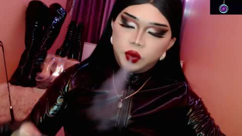 Queen Mireska online show from April 13, 5:07 pm