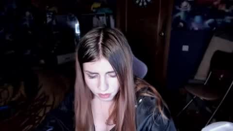 Snapshot of amiandthomas chatting on October 1, 9:21 pm VelvetCaprice online show from October 1, 9:21 pm