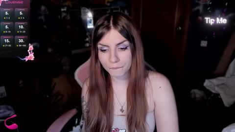 Snapshot of amiandthomas chatting on October 14, 12:11 am VelvetCaprice online show from October 14, 12:11 am