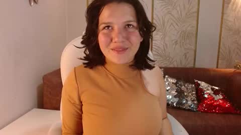 Amie  online show from September 30, 11:59 am