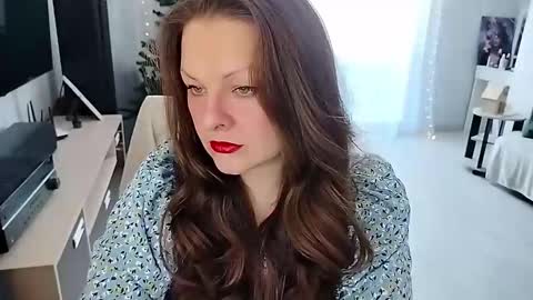 Mila online show from February 3, 6:22 am