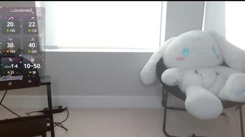 amilust online show from February 5, 9:50 pm