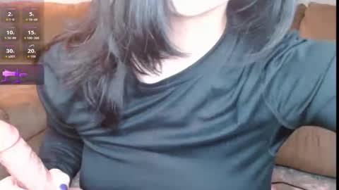 amilust online show from May 25, 7:42 pm