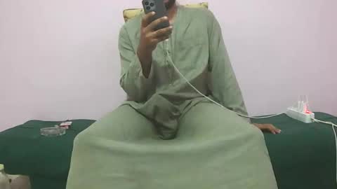 Amir online show from November 3, 11:26 pm