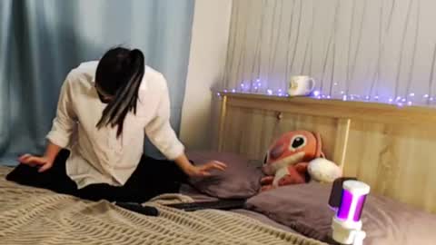 Snapshot of amira_dollxxx chatting on December 11, 4:42 pm amira_dollxxx online show from December 11, 4:42 pm