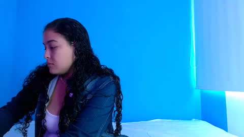 Amira online show from November 18, 12:42 pm