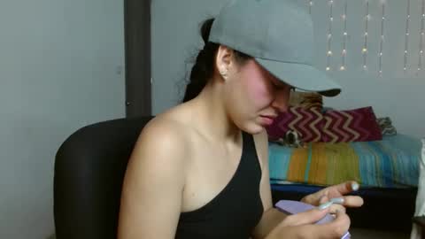 amitlu_ online show from October 10, 3:11 pm