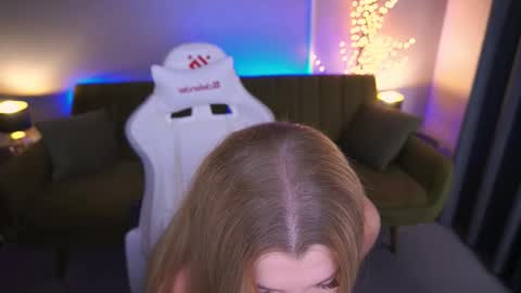 amivibe online show from October 8, 2:42 am