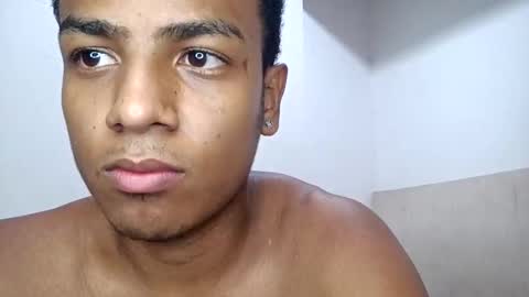 Snapshot of amlexis chatting on April 4, 5:38 am sandercito635 online show from April 4, 5:38 am