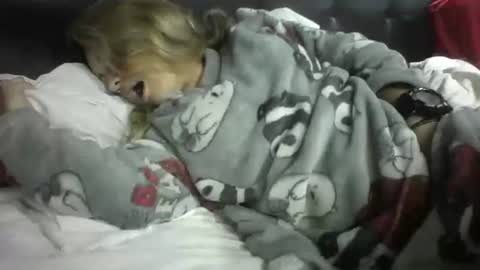 Paula D online show from February 17, 11:40 am