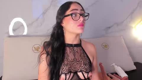 Snapshot of ammie_kova chatting on September 15, 7:03 pm Ammie kova online show from September 15, 7:03 pm