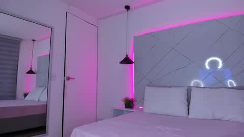 Snapshot of ammy_camm chatting on January 25, 6:55 am Ammy online show from January 25, 6:55 am