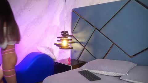 ammy durand online show from March 4, 7:20 pm