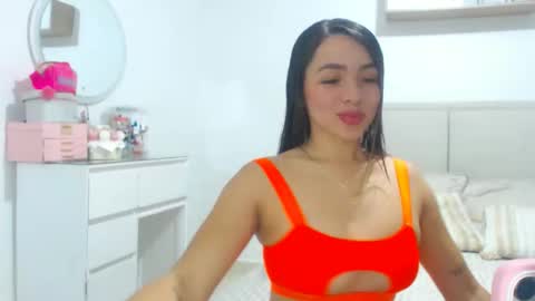 Snapshot of ammy_velez chatting on November 23, 1:00 pm ammy_velez online show from November 23, 1:00 pm