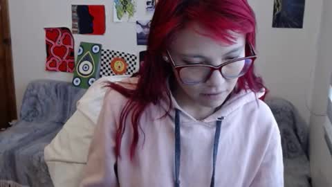yisel online show from September 19, 6:08 pm