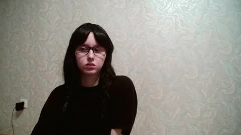 Amomira honeyx online show from February 9, 1:42 am