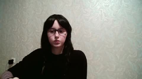 Amomira honeyx online show from May 4, 3:19 pm