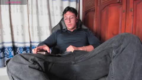 Snapshot of amon__ashford chatting on February 12, 3:34 am amon__ashford online show from February 12, 3:34 am