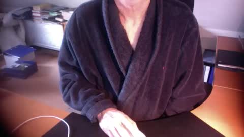 Amor2200 online show from November 11, 8:14 am