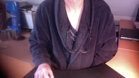 Amor2200 online show from January 9, 11:35 am