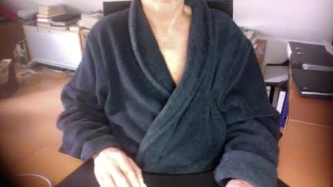 Amor2200 online show from February 11, 9:36 am