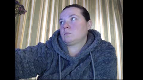 amorelara online show from October 10, 9:52 am