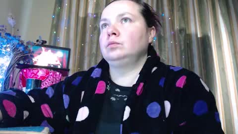 amorelara online show from February 1, 6:34 am