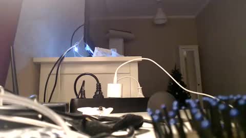 Snapshot of amoremeoww chatting on December 31, 6:24 pm miss unforgettable online show from December 31, 6:24 pm