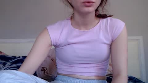 Snapshot of amoremeoww chatting on October 9, 7:28 am miss unforgettable online show from October 9, 7:28 am