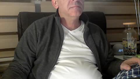 Snapshot of amorlin chatting on March 13, 7:53 pm AmorLin online show from March 13, 7:53 pm