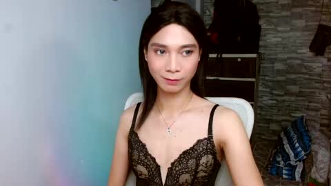 Tina online show from April 4, 2:58 pm