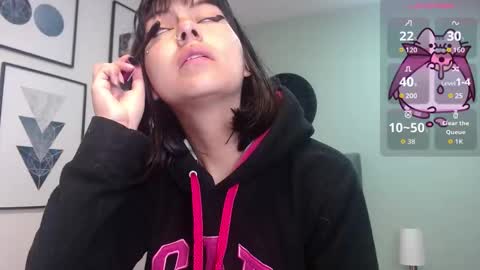 Amy 3 online show from October 7, 4:42 am