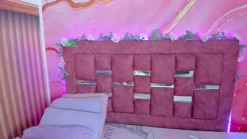 amy__rose_ online show from October 7, 3:14 am