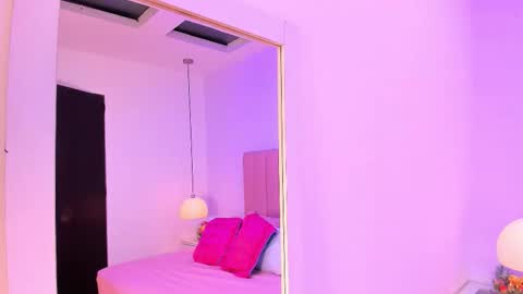 Aleja   online show from October 17, 3:31 am