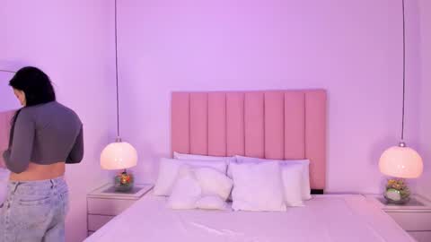 Aleja   online show from November 2, 3:09 am