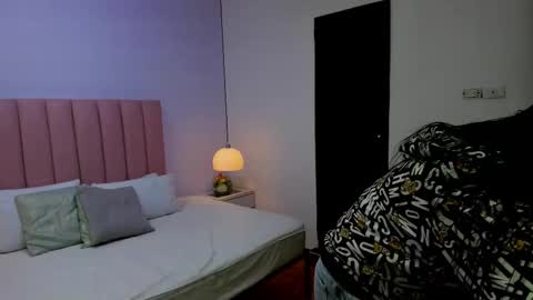 Aleja   online show from November 24, 12:32 am