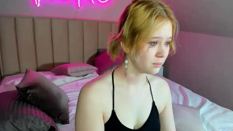 Amy online show from January 20, 4:21 am