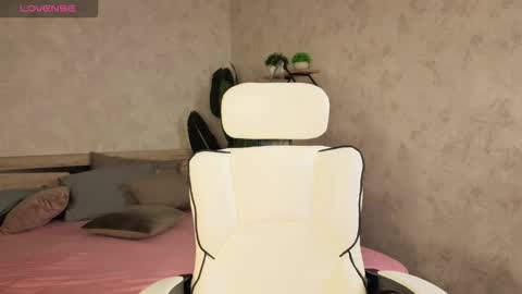 Amy online show from November 10, 12:20 am