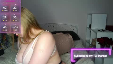 amy_skyy online show from September 14, 5:01 pm