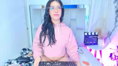 Amy online show from March 28, 1:11 pm