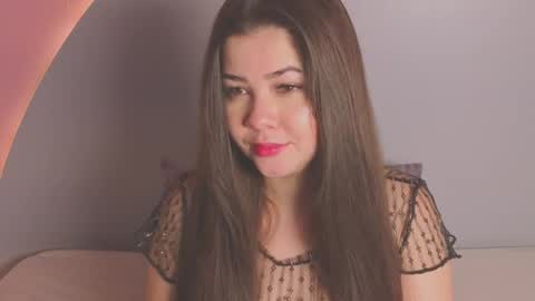 Snapshot of amy_vans_ chatting on May 13, 9:33 pm Amy nickname Kirby online show from May 13, 9:33 pm