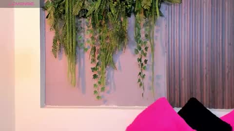 My name is AMY... Nice to meet you  thumb up me please its important online show from September 29, 4:01 pm