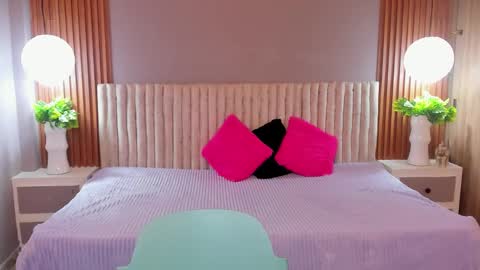 My name is AMY... Nice to meet you  thumb up me please its important online show from March 14, 7:19 pm