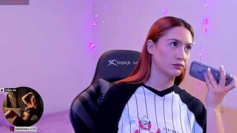 Snapshot of amypond__ chatting on November 7, 11:54 am Amy online show from November 7, 11:54 am