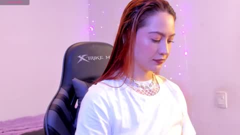 Snapshot of amypond__ chatting on November 20, 5:01 pm Amy online show from November 20, 5:01 pm