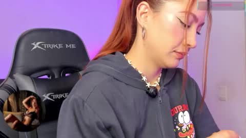 Snapshot of amypond__ chatting on February 23, 12:13 pm Amy online show from February 23, 12:13 pm